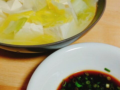 キャベツと大根の湯豆腐